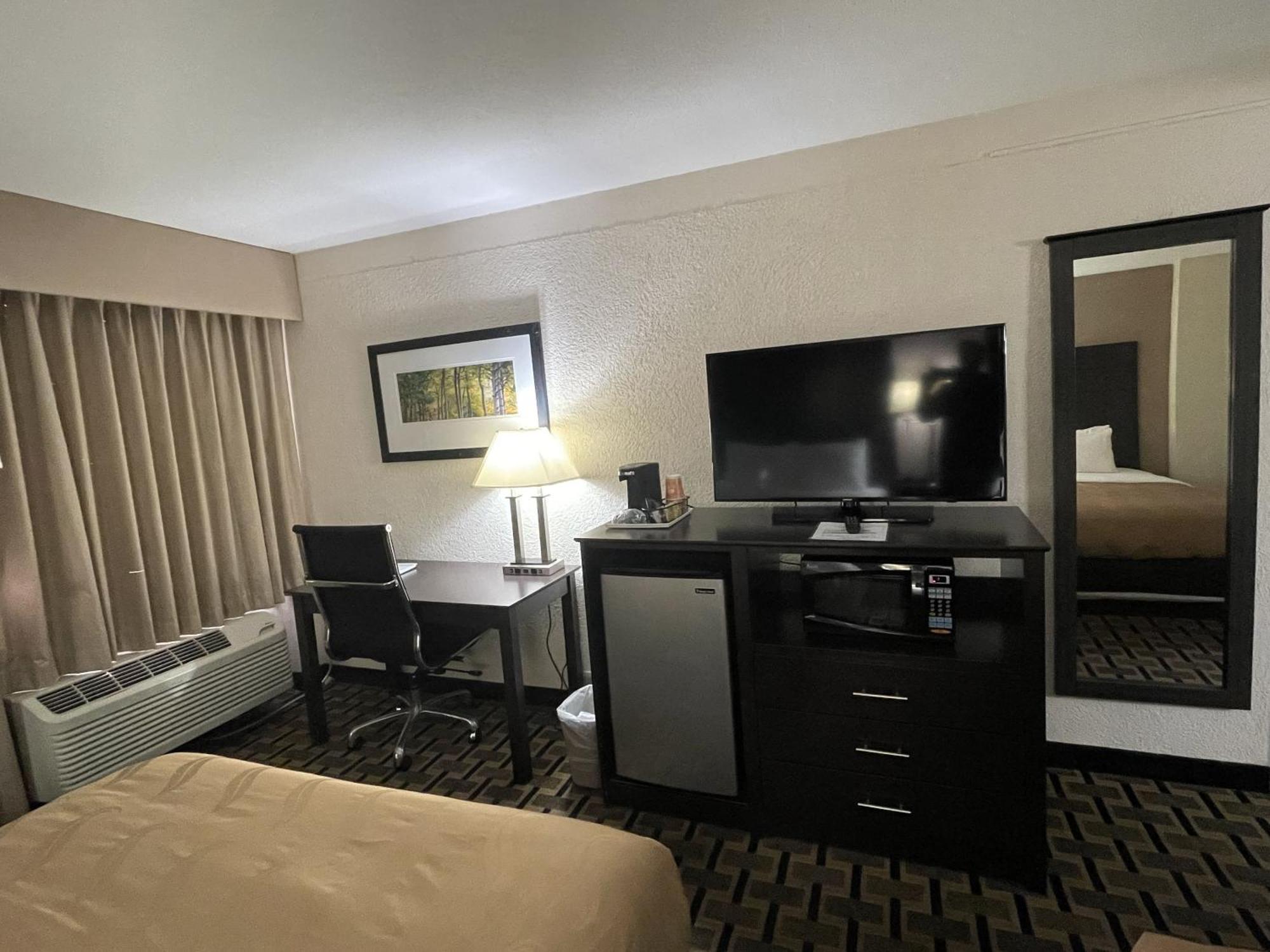 Quality Inn & Suites Σινσινάτι Εξωτερικό φωτογραφία