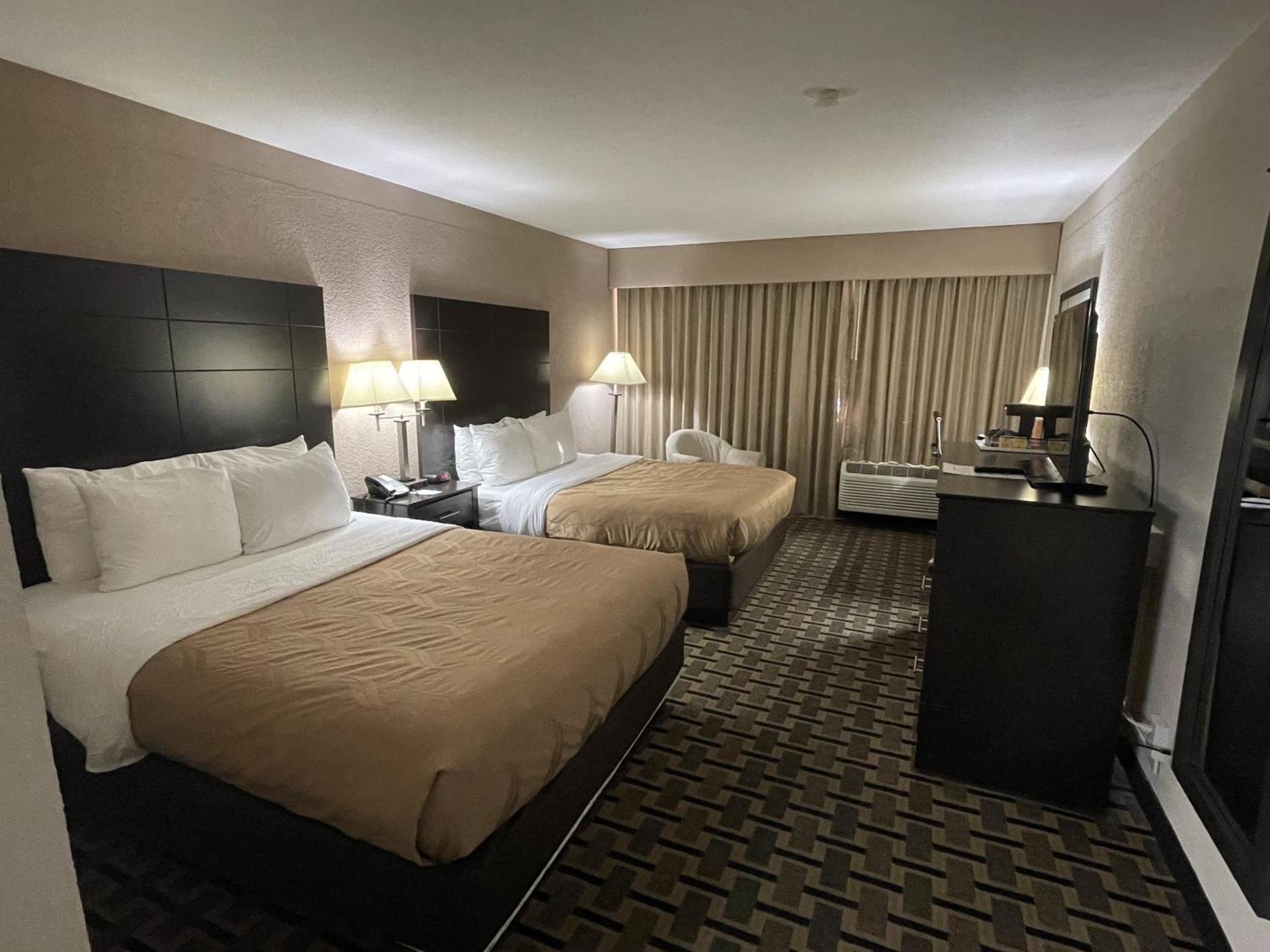 Quality Inn & Suites Σινσινάτι Εξωτερικό φωτογραφία